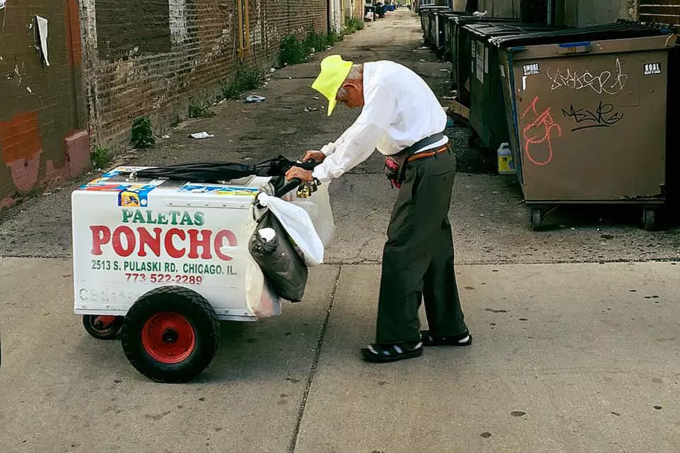 Photo of Aged Street Vendor Leads to Staggering Outpouring of Donations